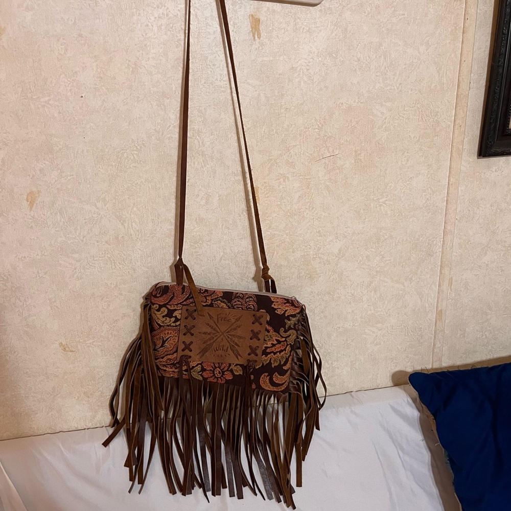Keep It Gypsy Purse "FREE WILD" Fringe Hippie Hobo Western Country - Picture 8 of 11